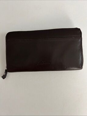 STONE MOUNTAIN Zip Around Leather Wallet Dark Brown Card Money Coin Pockets